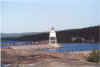 Grand_Marais_2005_Lighthouse3.jpg (212687 bytes)